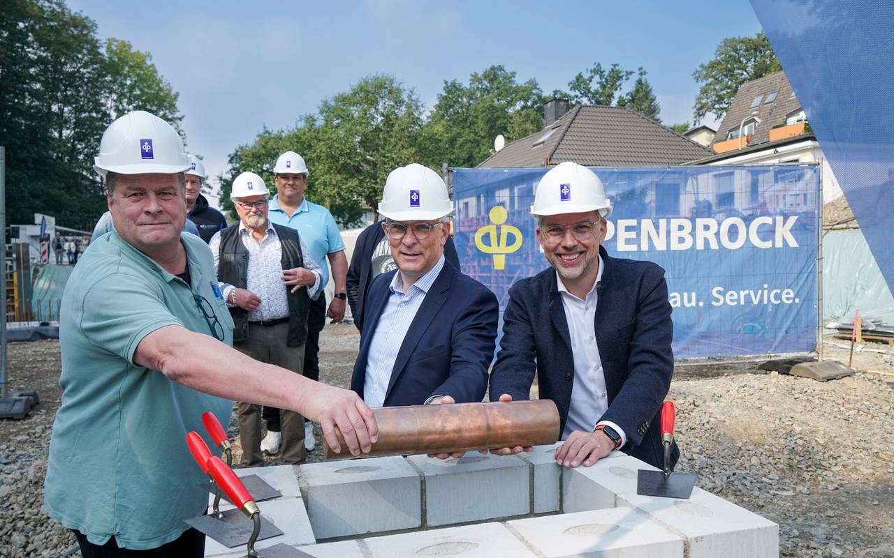 Grundsteinlegen mit: Karsten Menzel, Erik Schulz und Jörn Depenbrock