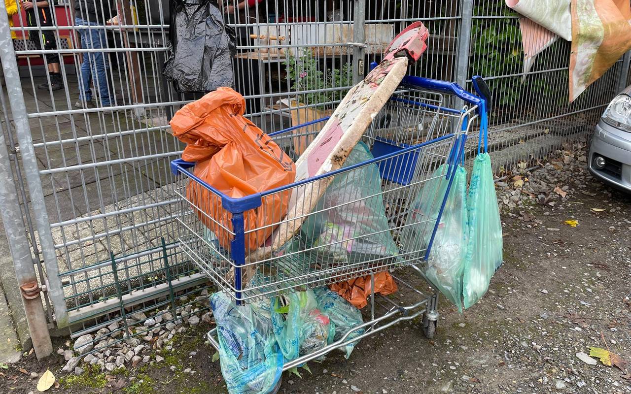 Sogar ein Einkaufswagen war Teil der Ausbeute