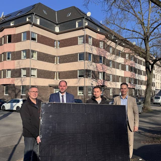 Eine von acht Photovoltaikanlagen in der Schillerstraße 29 in Hagen.