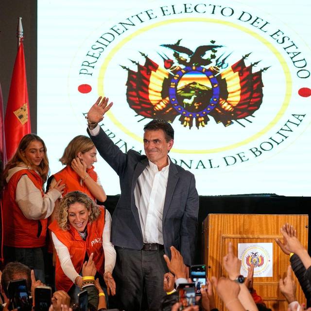 Ende der linken Ära in Bolivien: Paz gewinnt Präsidentenwahl