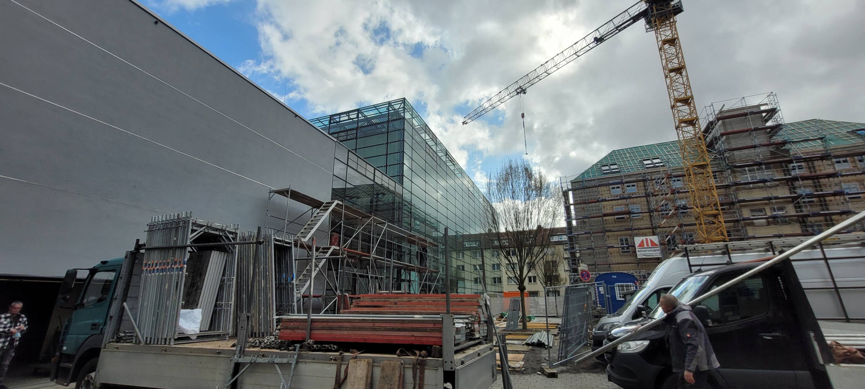 Dachsanierungen am Kunstquartier beginnen