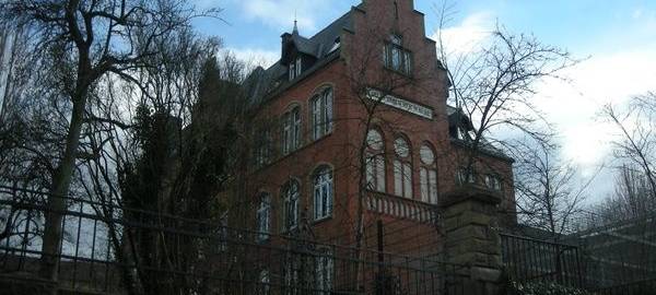 Emil-Schumacher-Schule