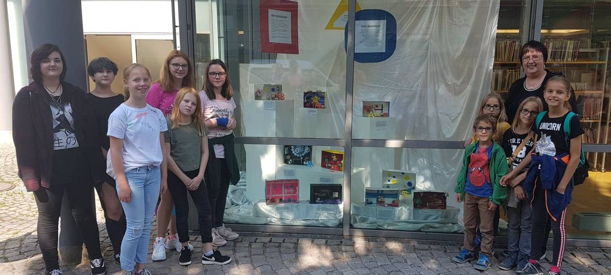 Bauhausprojekt in der Bücherei