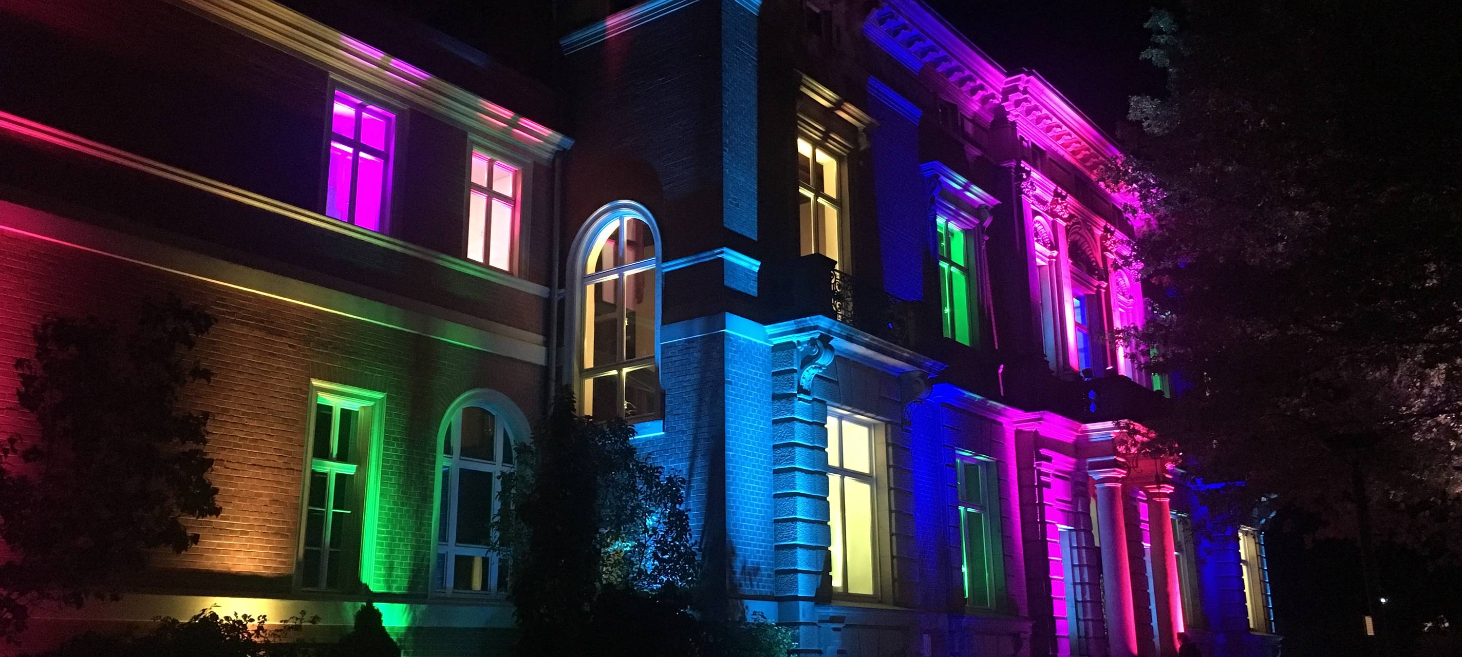 Volkshochschule feiert 100. Geburtstag