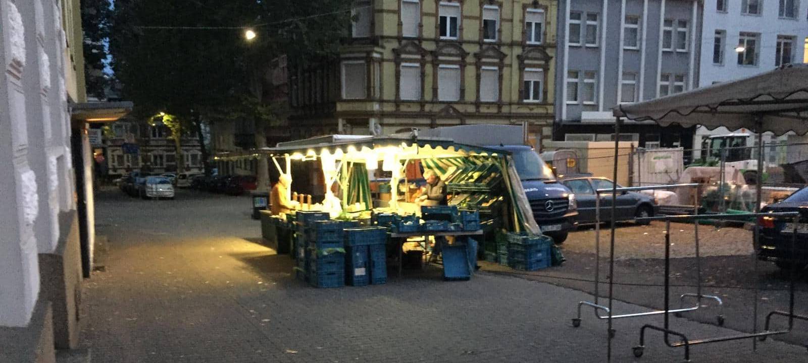 Wochenmarkt am Wilhemsplatz