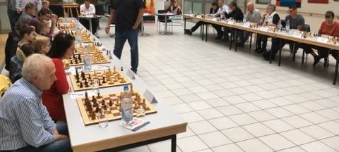 Schachspielen zum guten Zweck