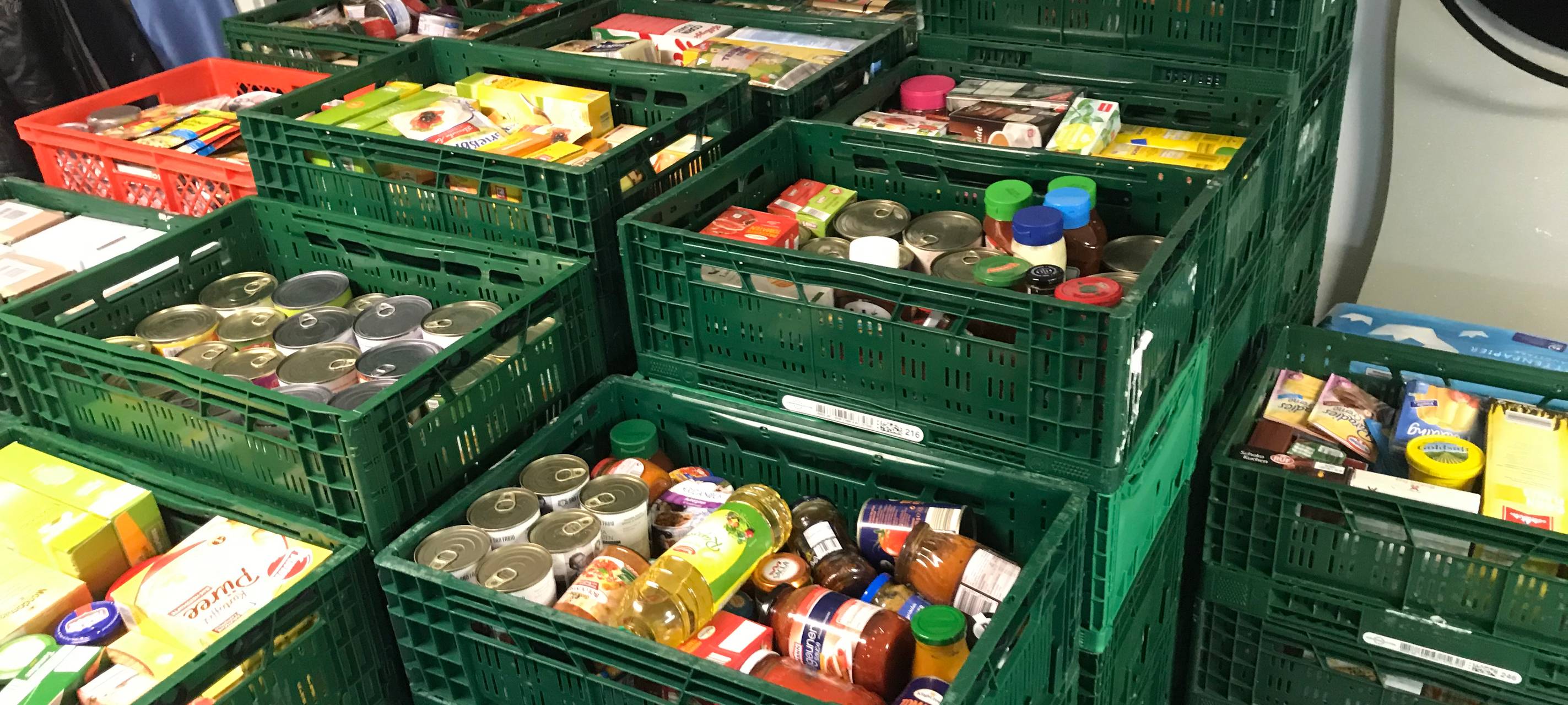 Lebensmittelspenden auf Emst