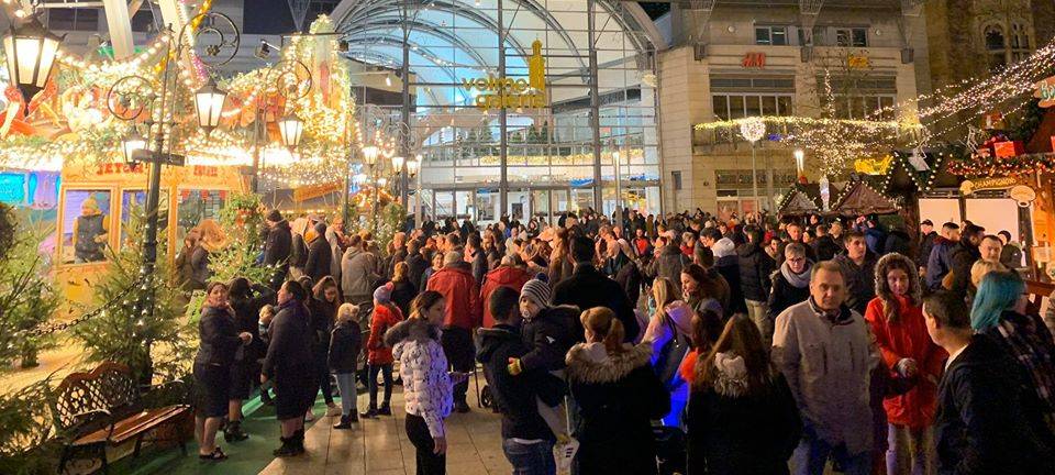 Weihnachtsmarkt und 2 G