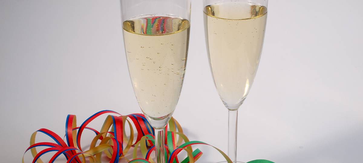 Das wusstet ihr über den Kult-Sketch "Dinner For One"noch nicht