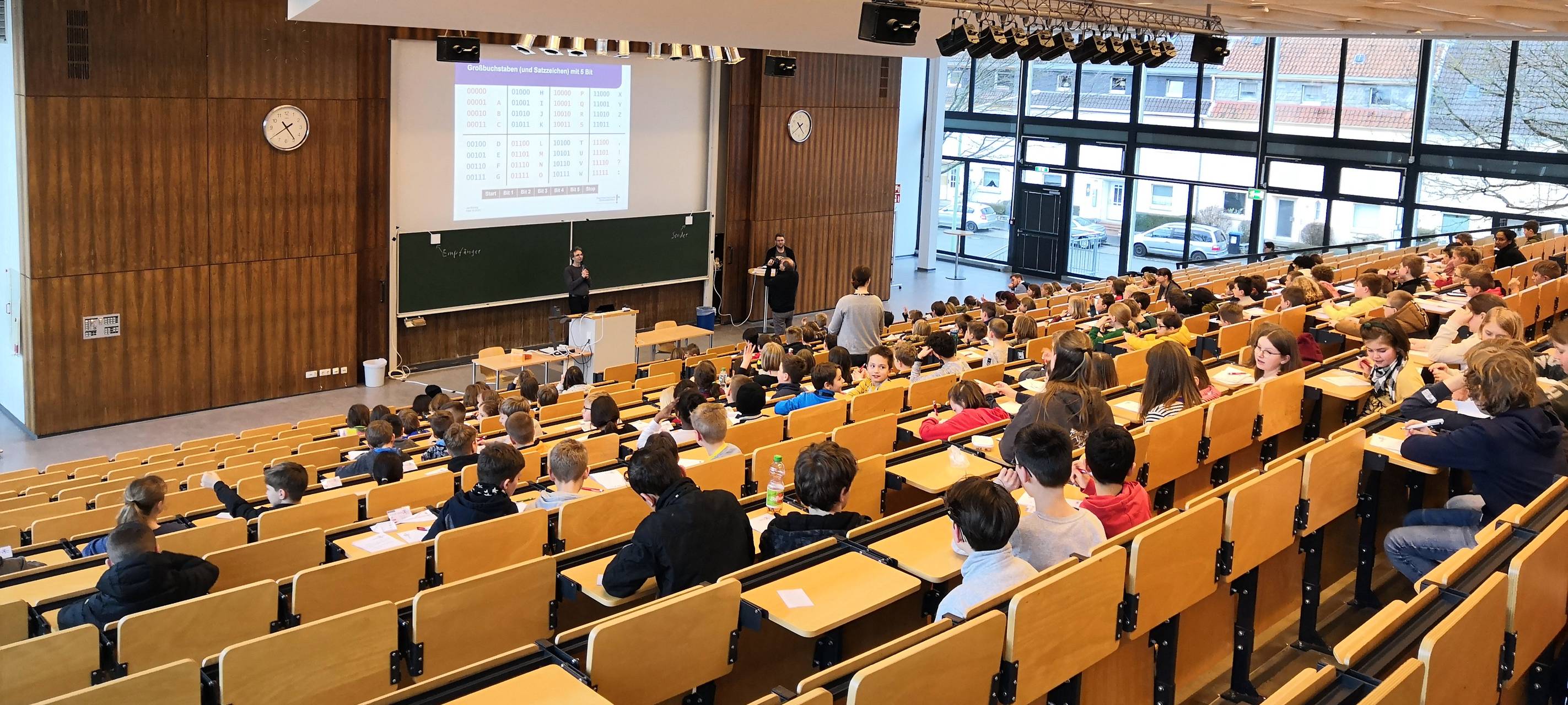 Wie unterhalten sich Computer?