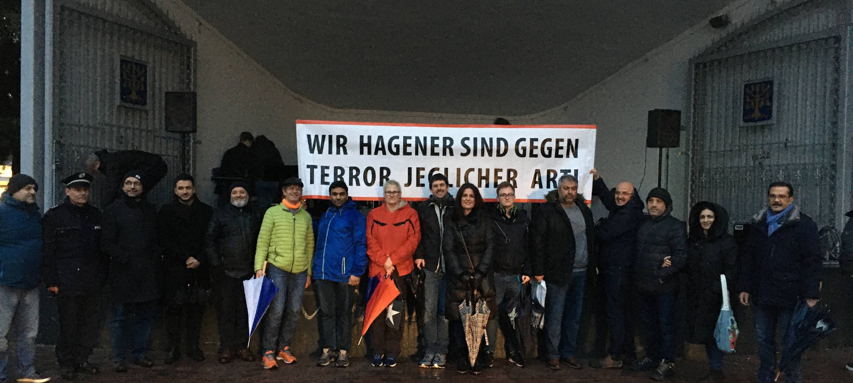 Kundgebung gegen Rassismus im Volkspark