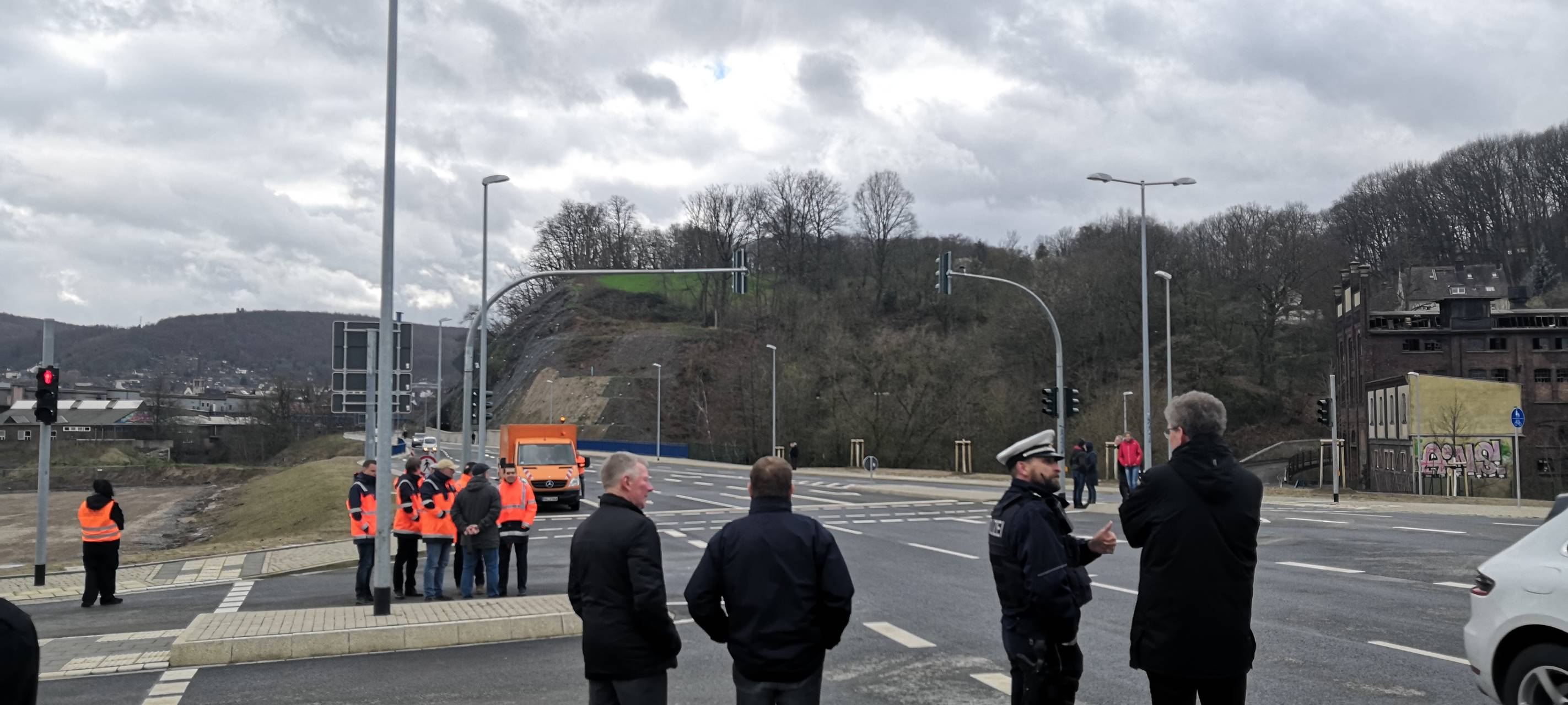 Bahnhofshinterfahrung ist eröffnet