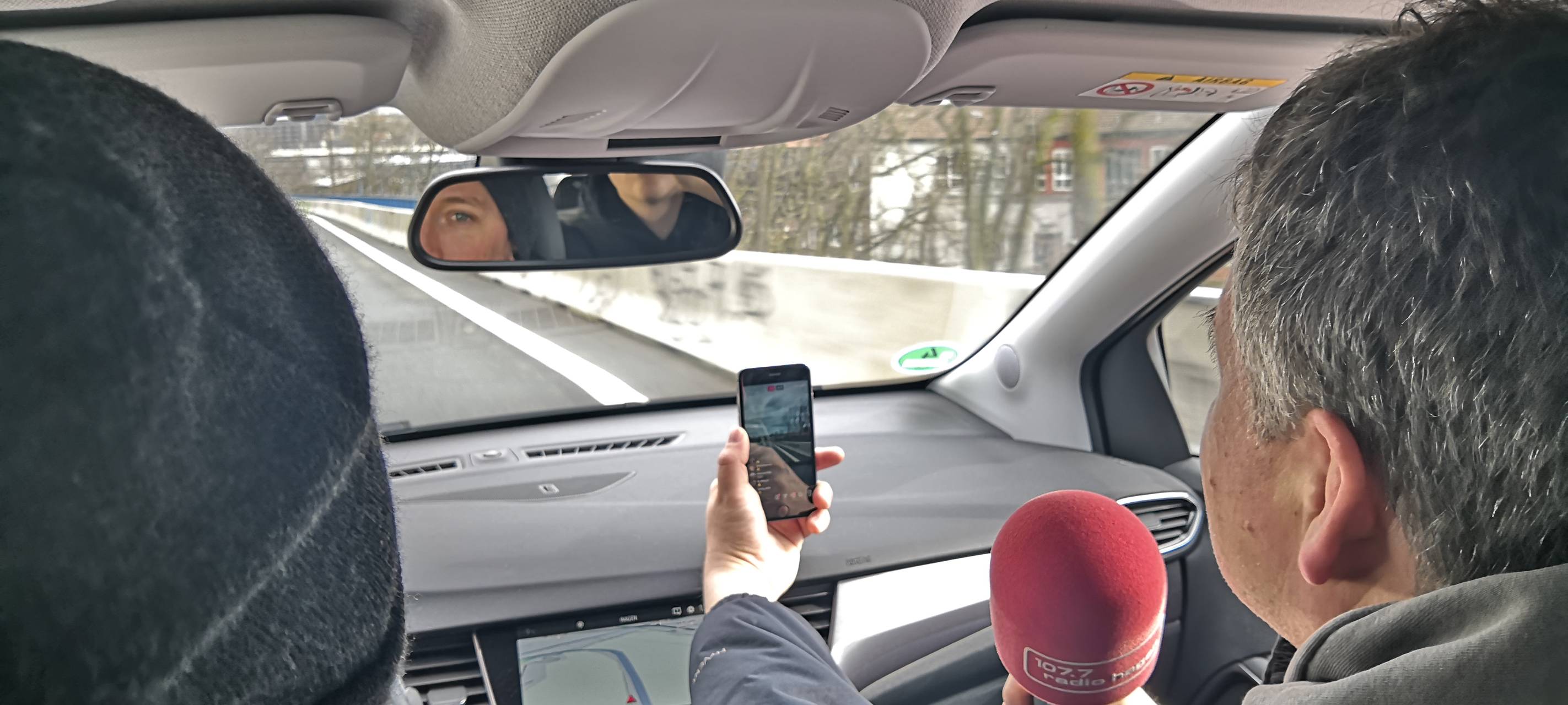 Bahnhofshinterfahrung ist eröffnet