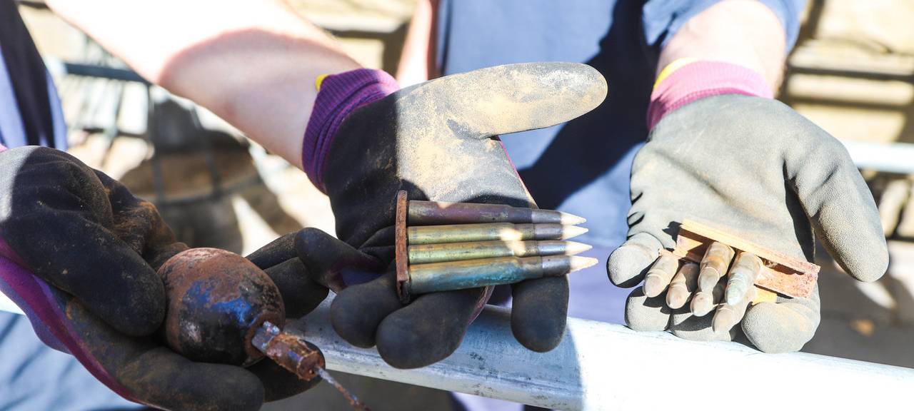 Dachdecker finden Kriegsmunition