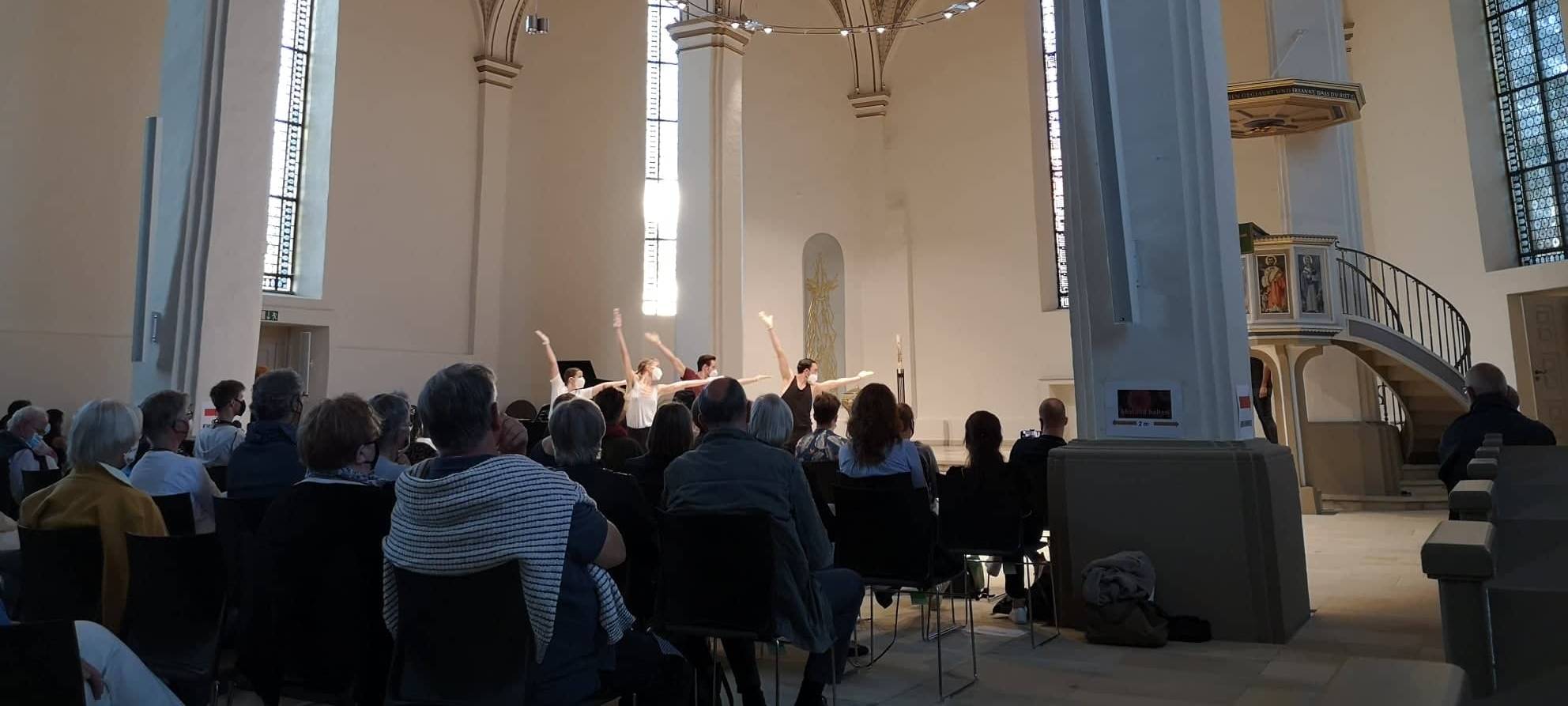 Tanztheater in der Johanniskirche