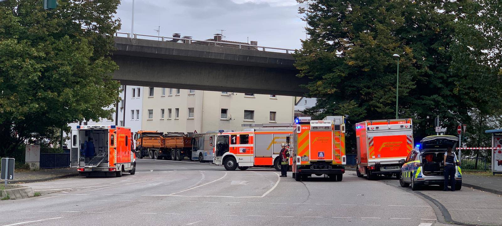 Bagger beschädigt Gasleitung