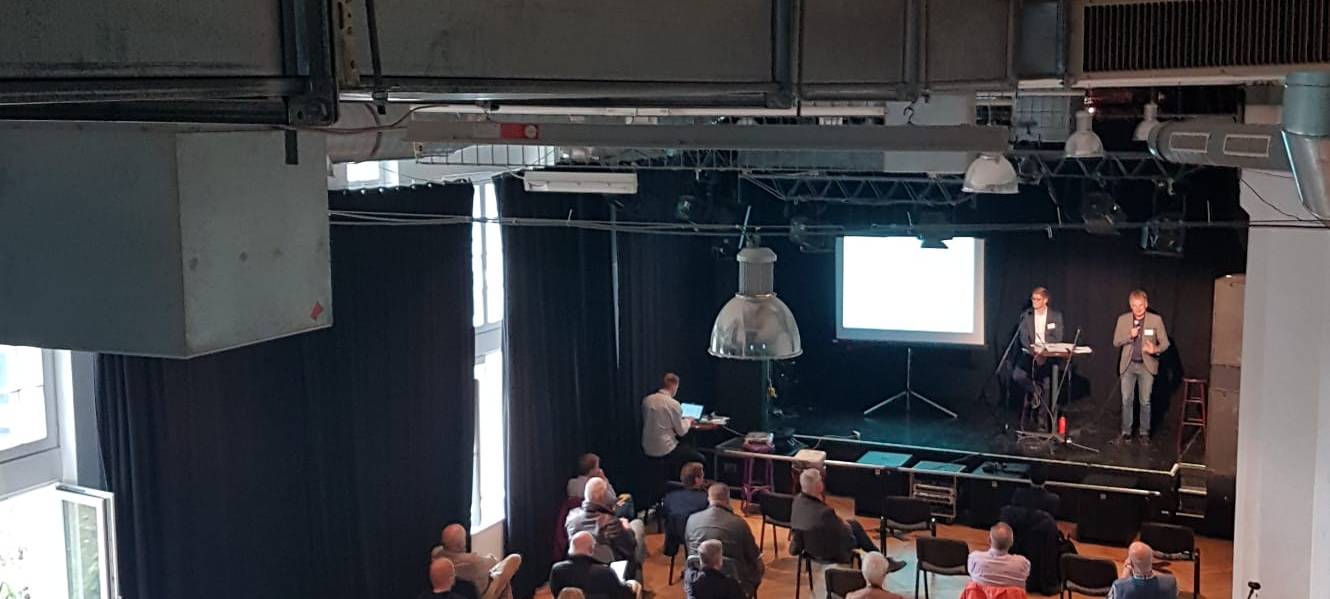 Diskussion über ISEK