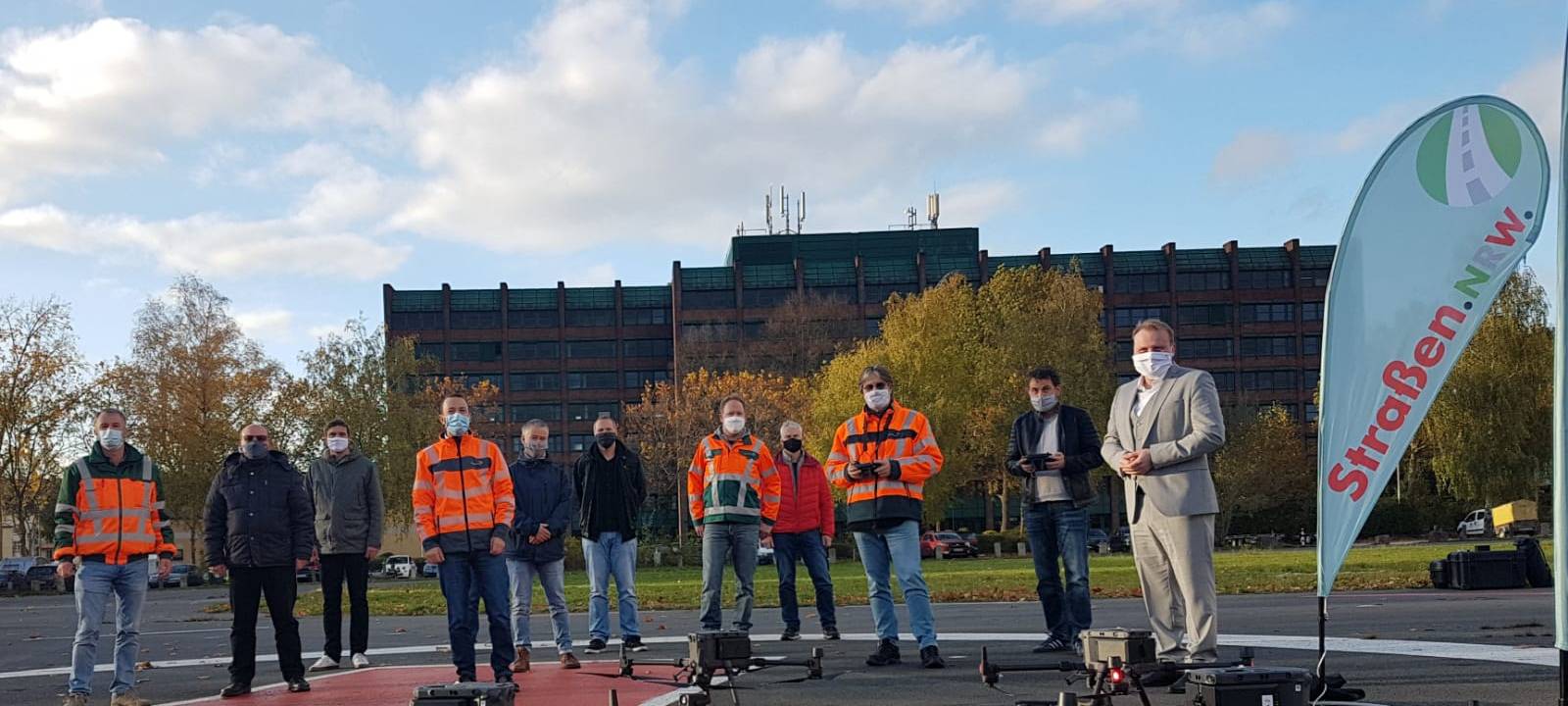 Straßen.NRW steigt in die Luft
