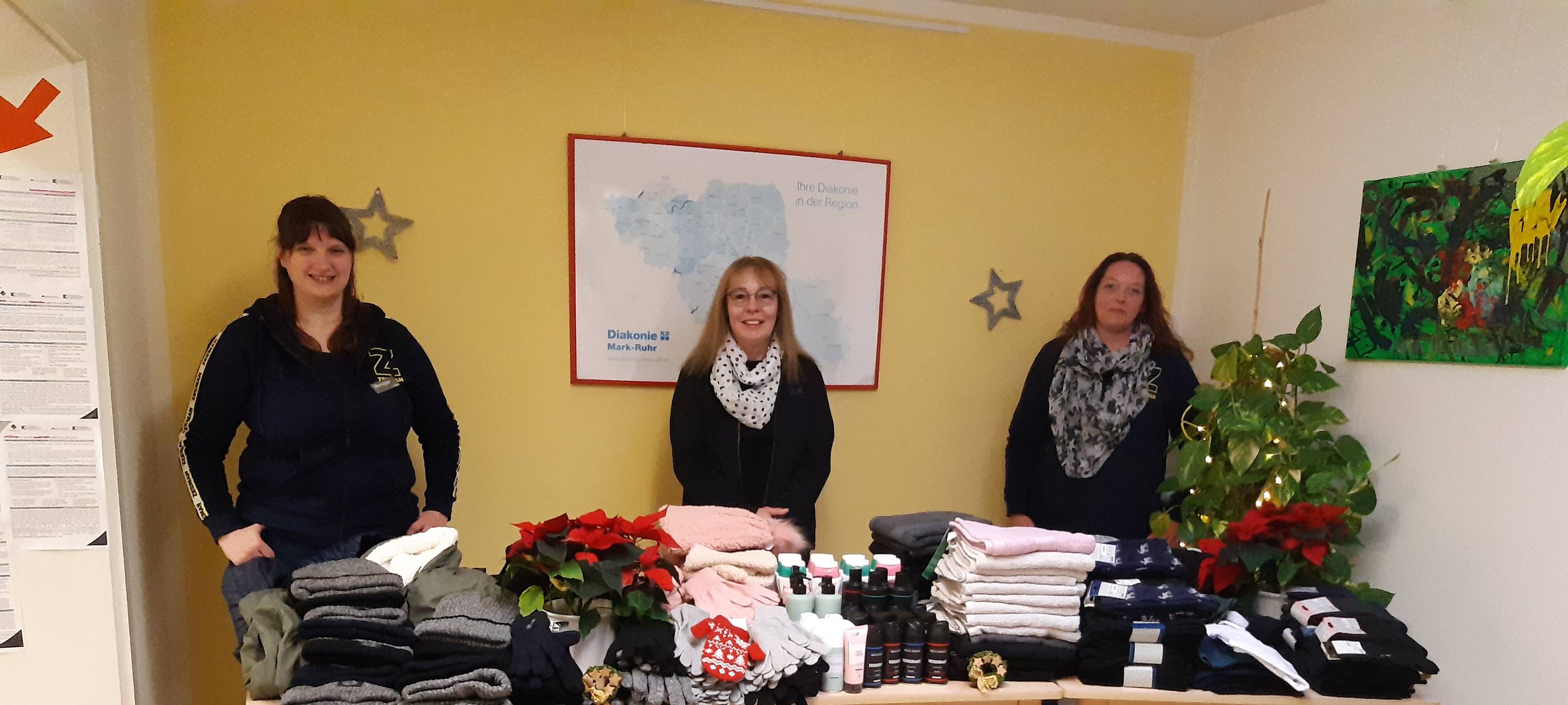 Zeemannfiliale spendet für Wohnungslosenhilfe