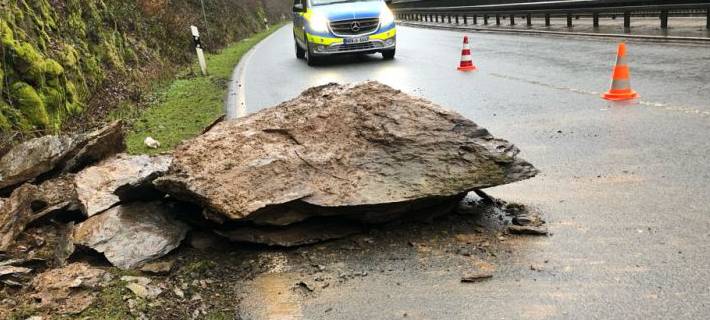 Felsbruch auf der B54