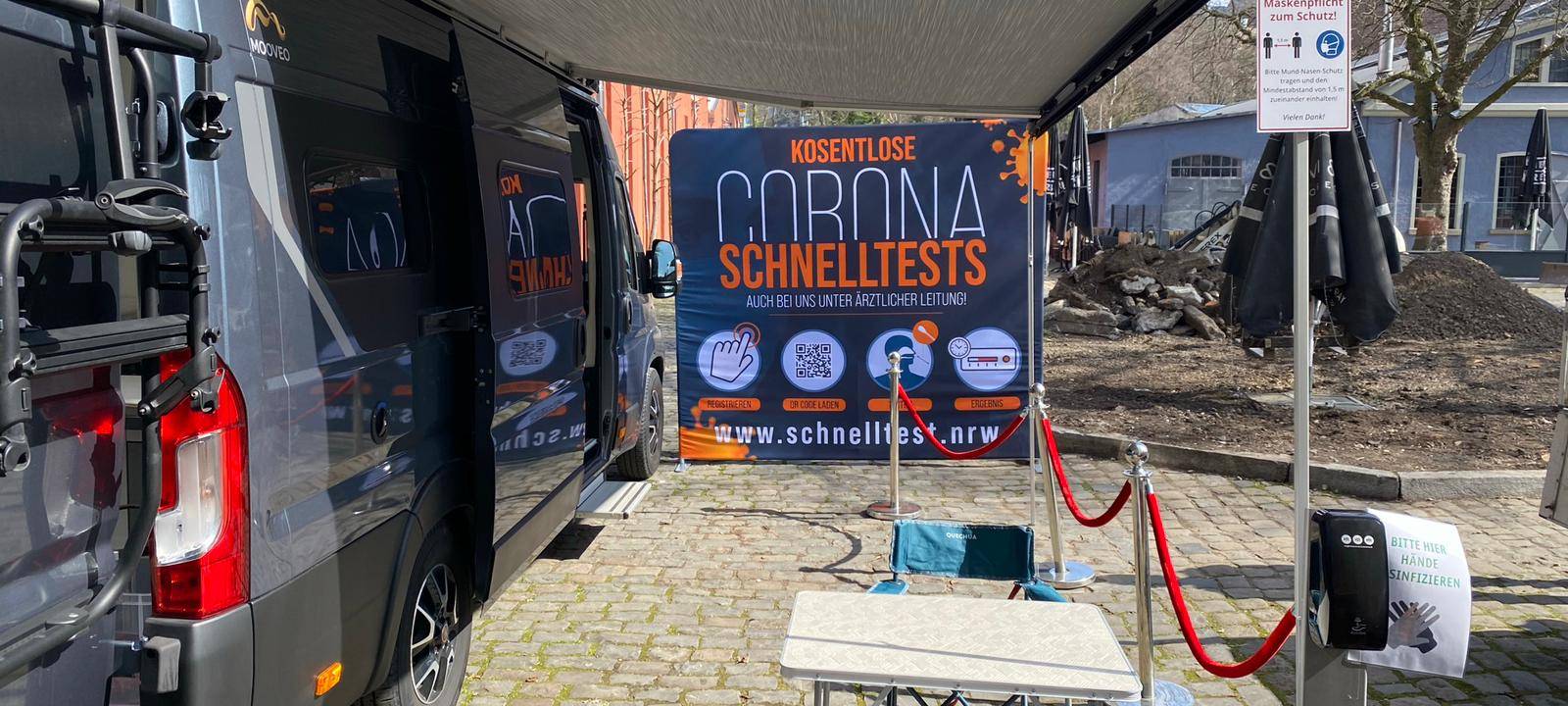 Drive-In und Testmobil