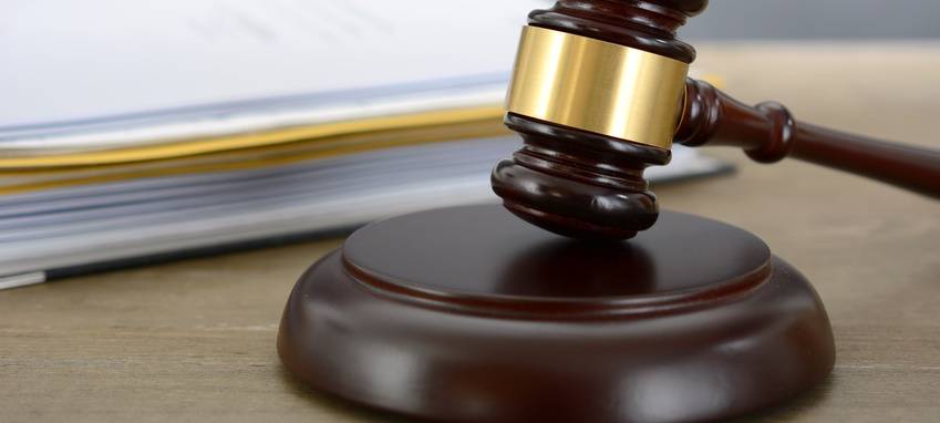 Sechs Jahre und sechs Monate.