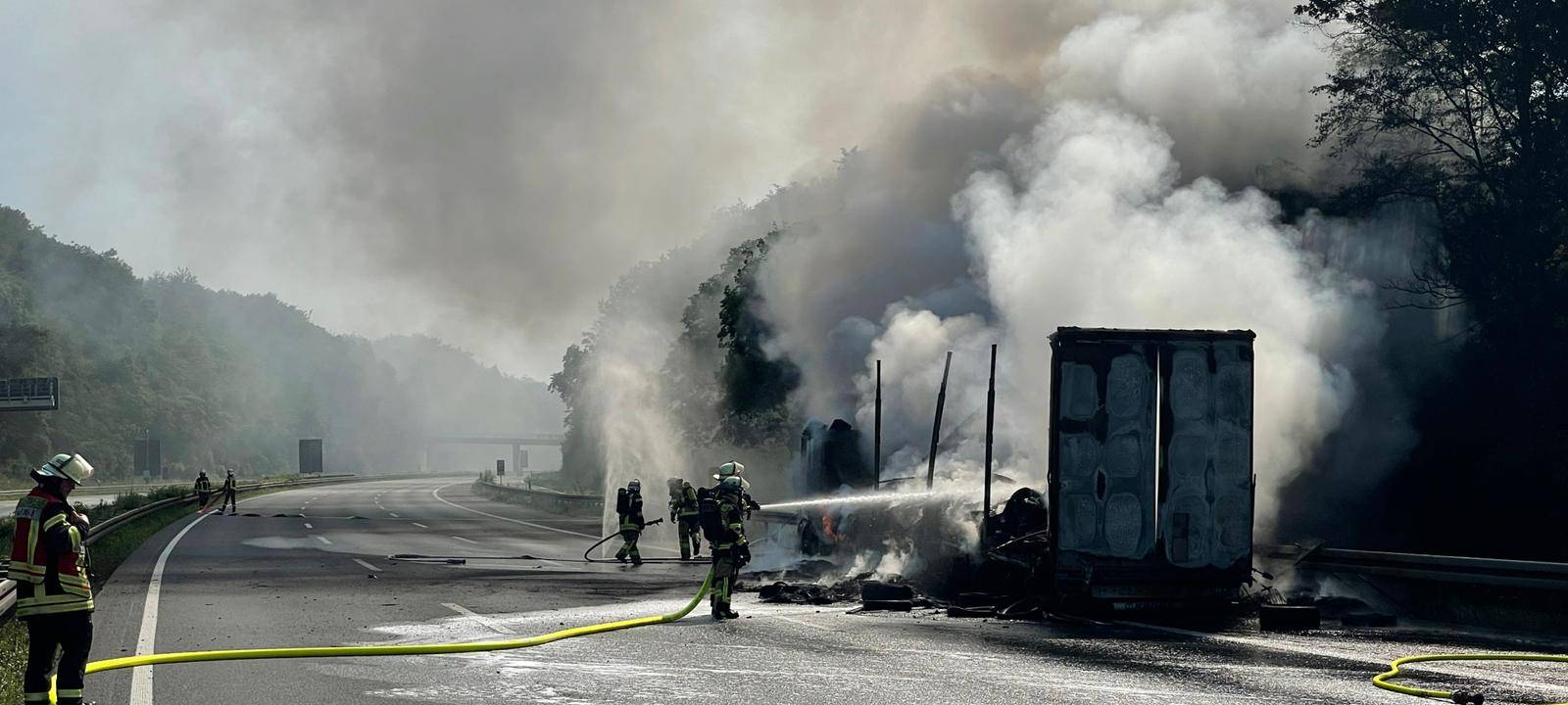 Lkw-Brand auf der A45