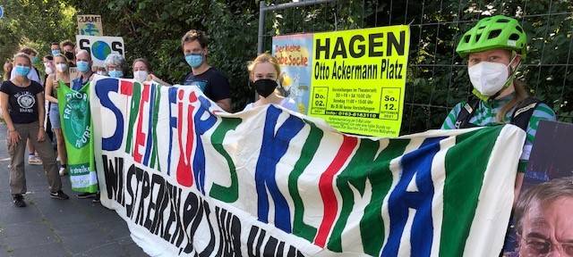 Demo vor Merkel-Besuch