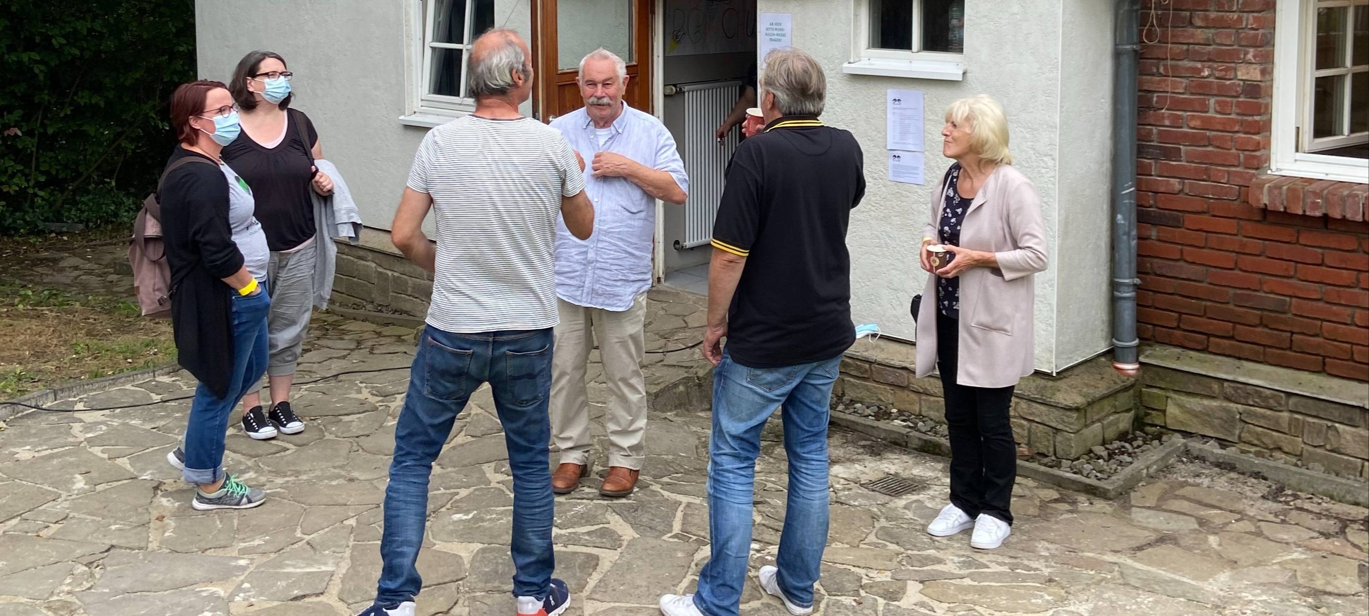 East West East neu in Berchum