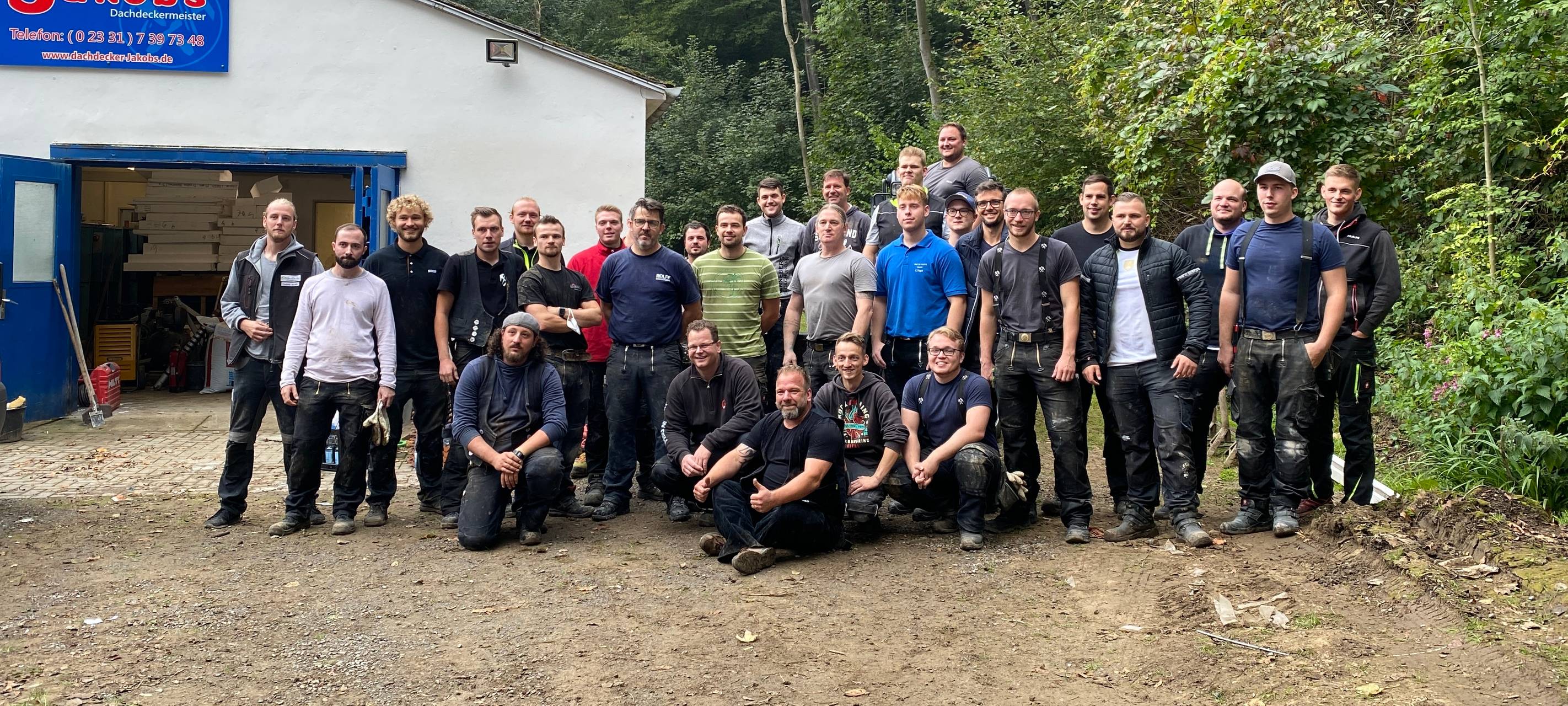 Eine Gruppe von Dachdeckern