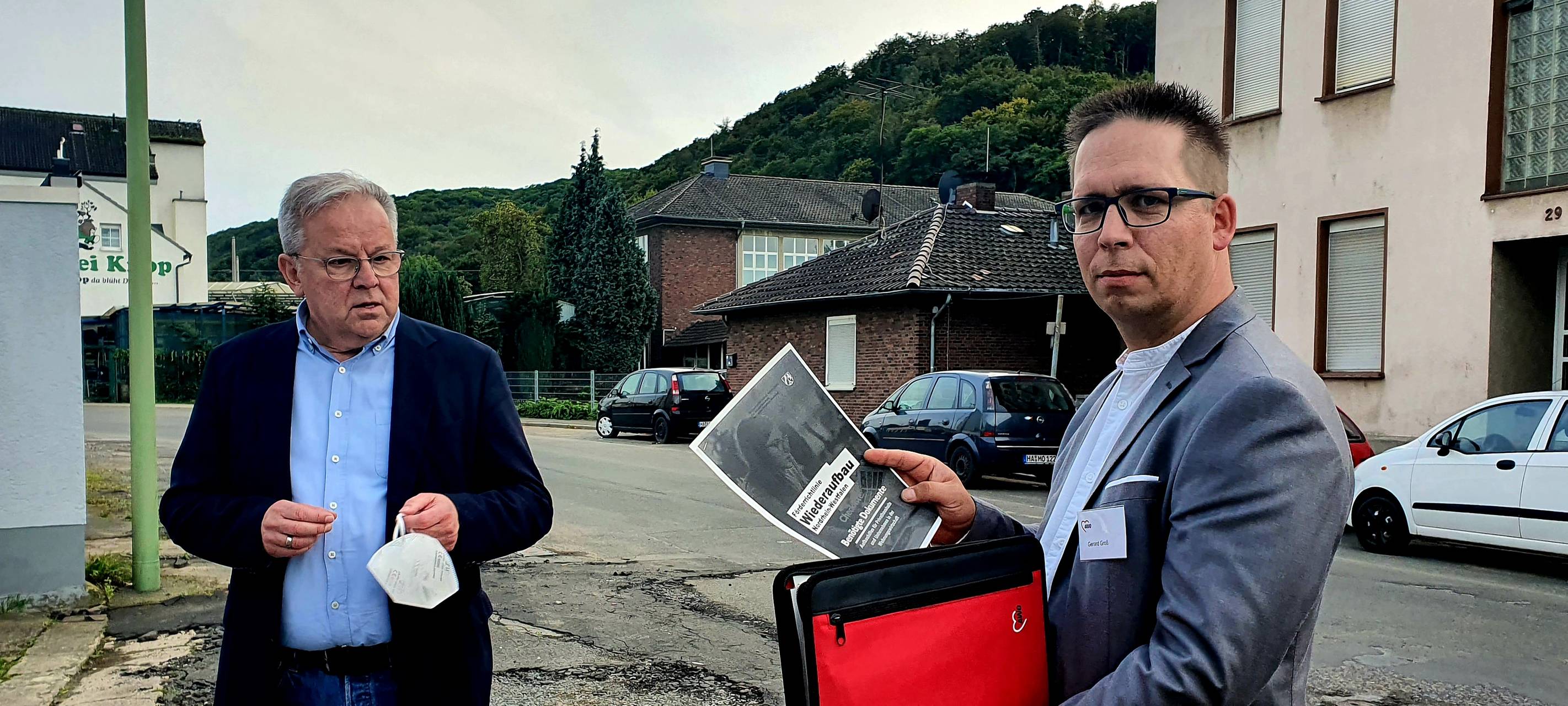 AWO hilft bei Anträgen