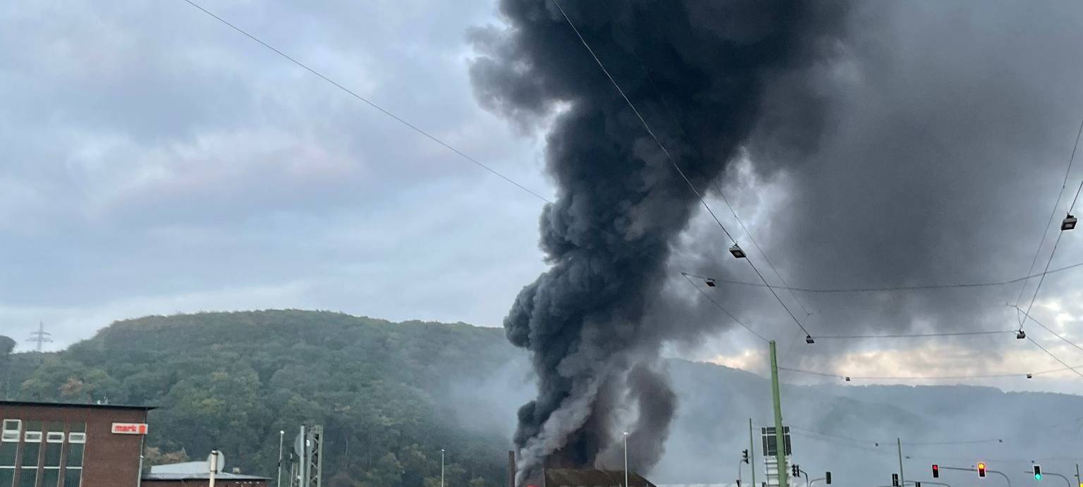 Aufräumarbeiten bei Fass-Braun