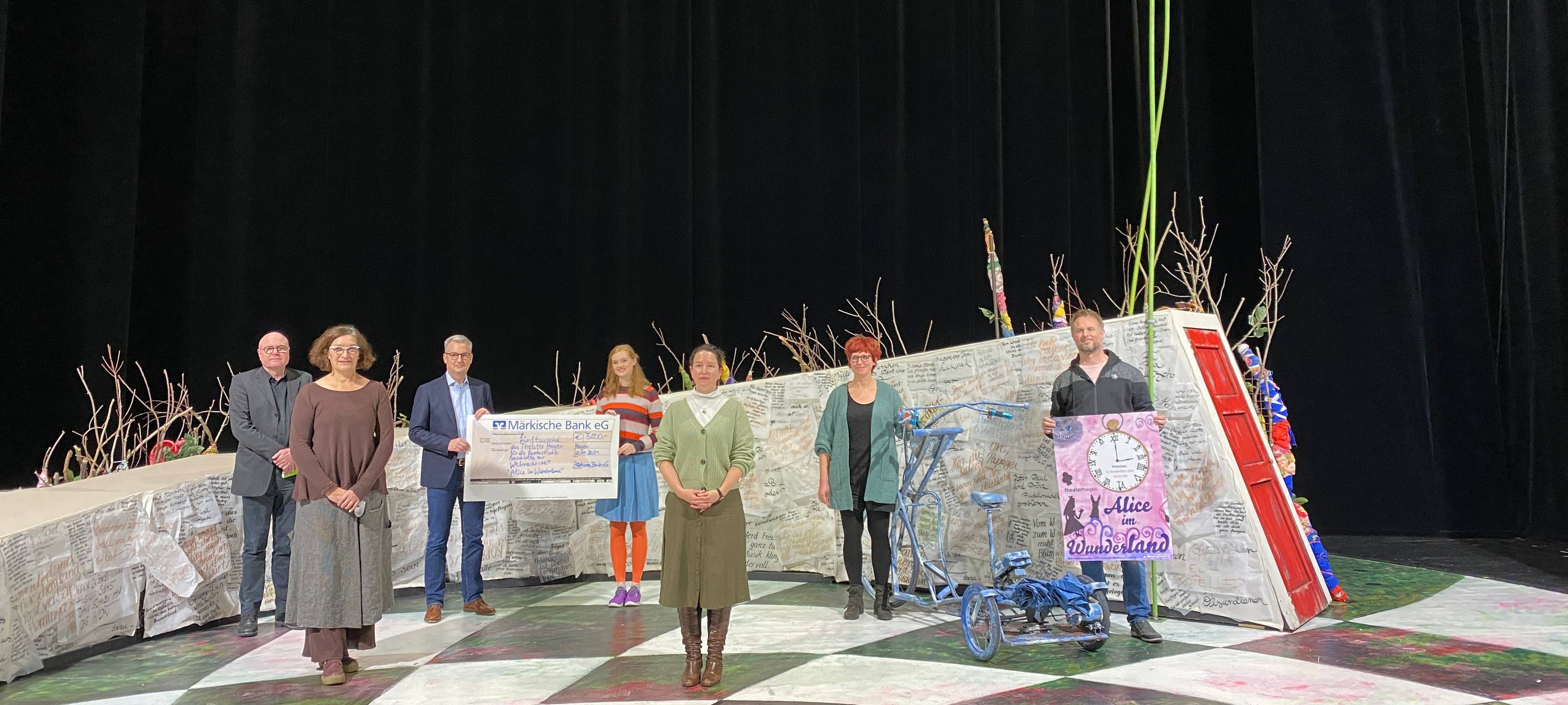 Weihnachtsmärchen "Alice im Wunderland"