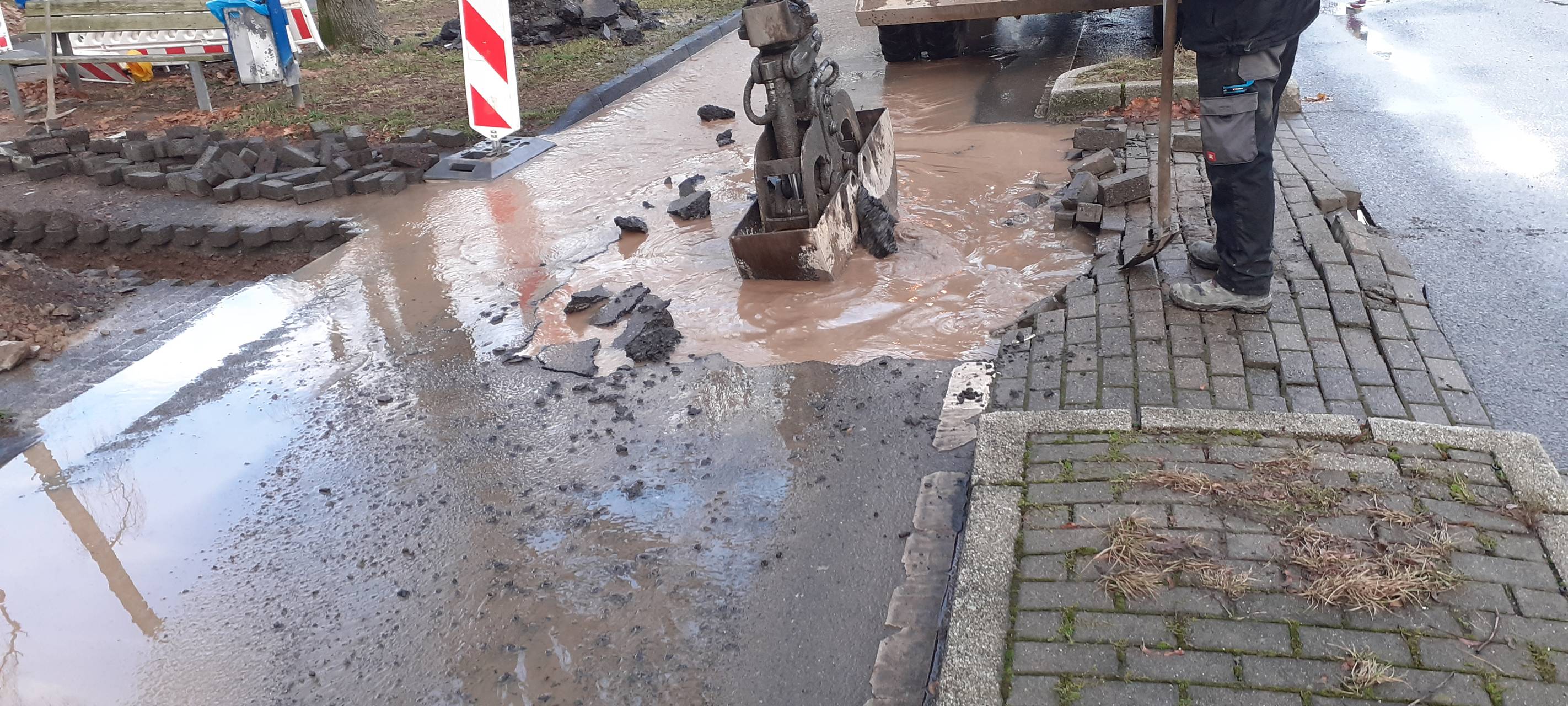 Wasserrohrbruch Cunostraße