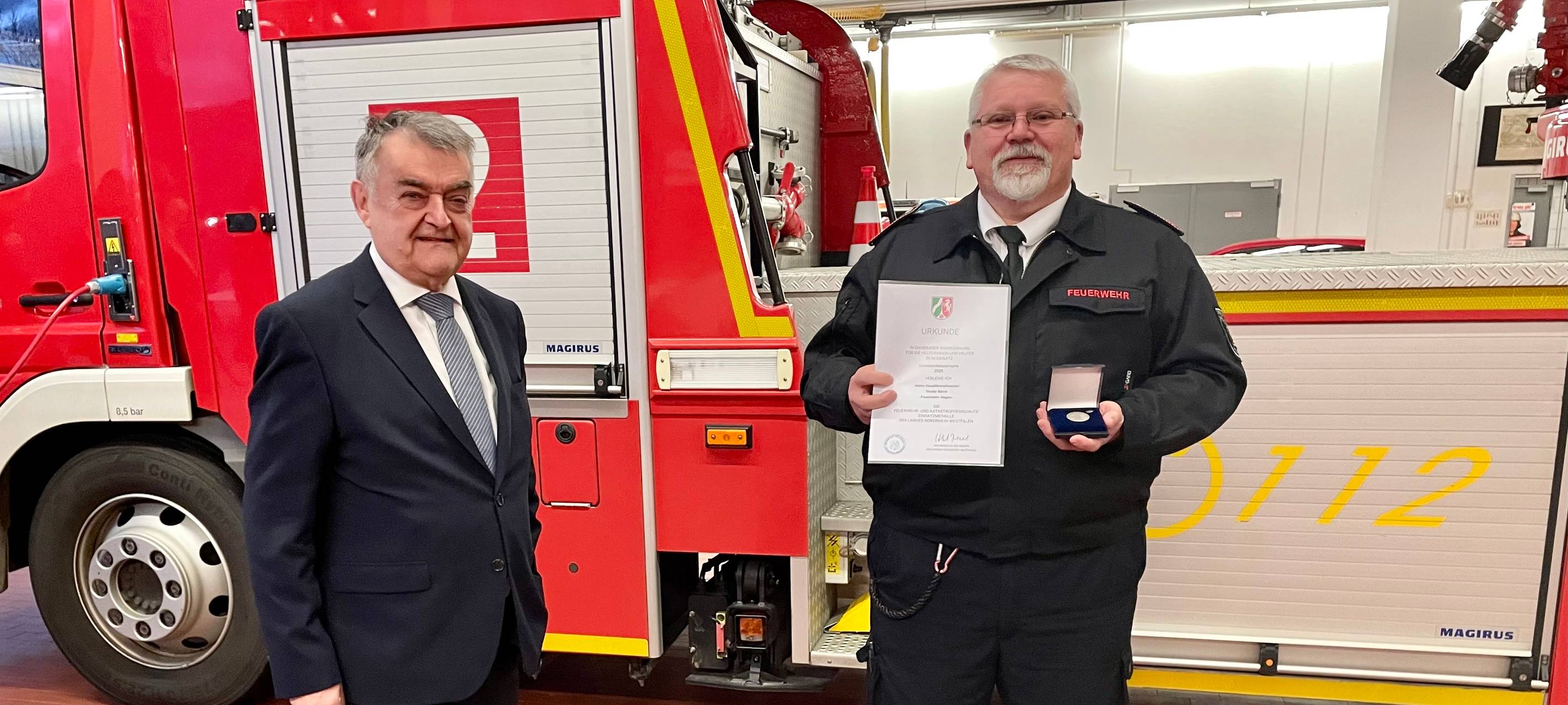 Hagener Feuerwehrmann geehrt