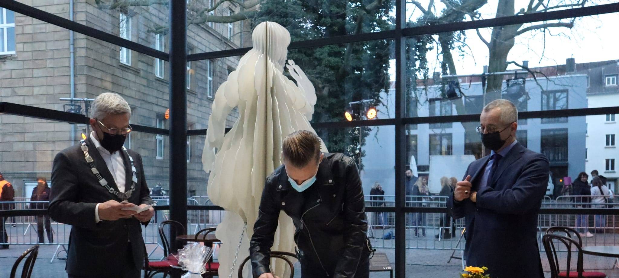 Bryan Adams im goldenen Buch