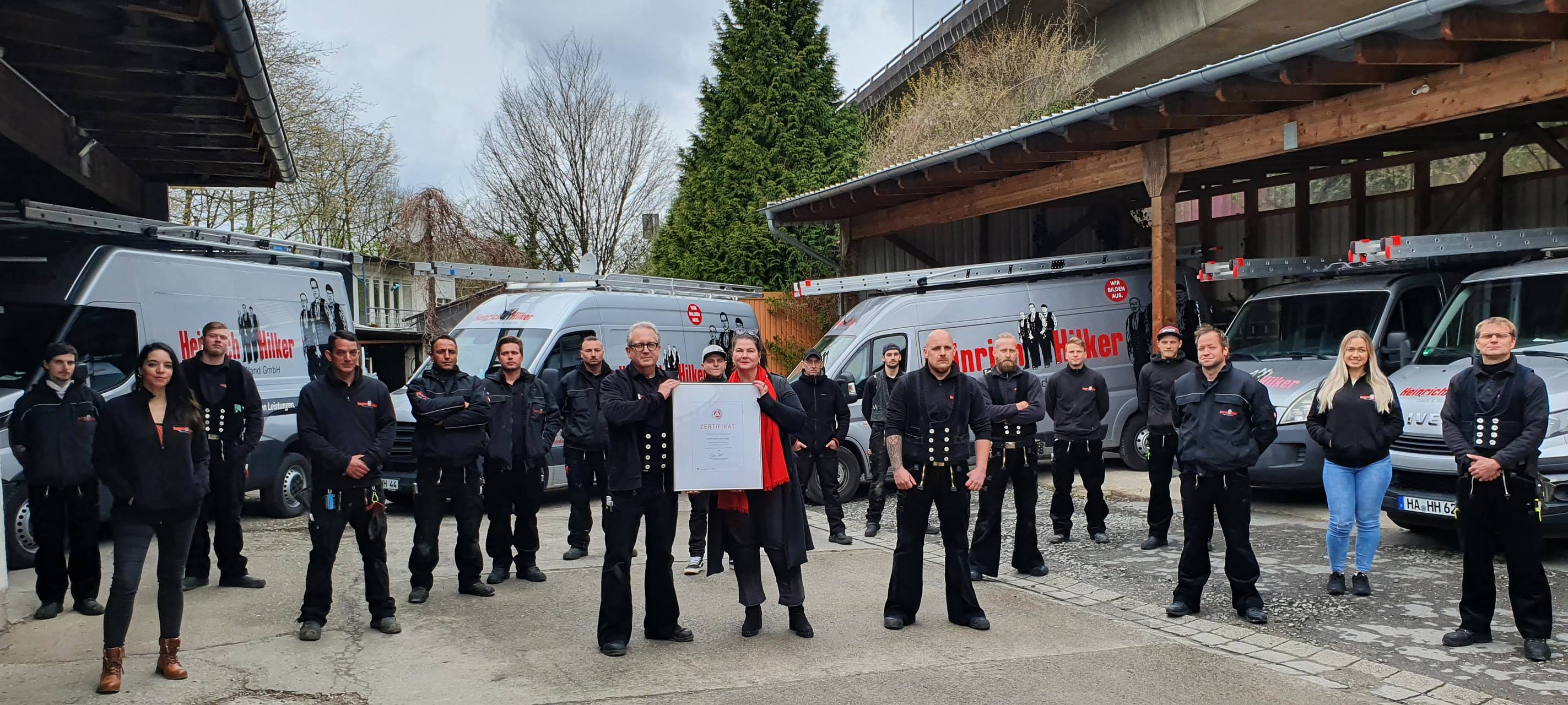 Heinrich Hilker GmbH bekommt Ausbildungszertifikat