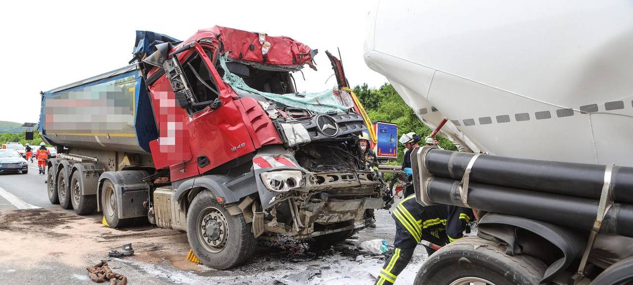 Unfall: Sperrung auf der A 1