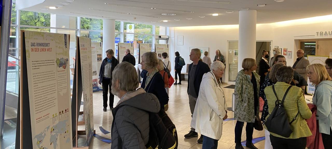 Ausstellung "Fairfassung" im Rathaus