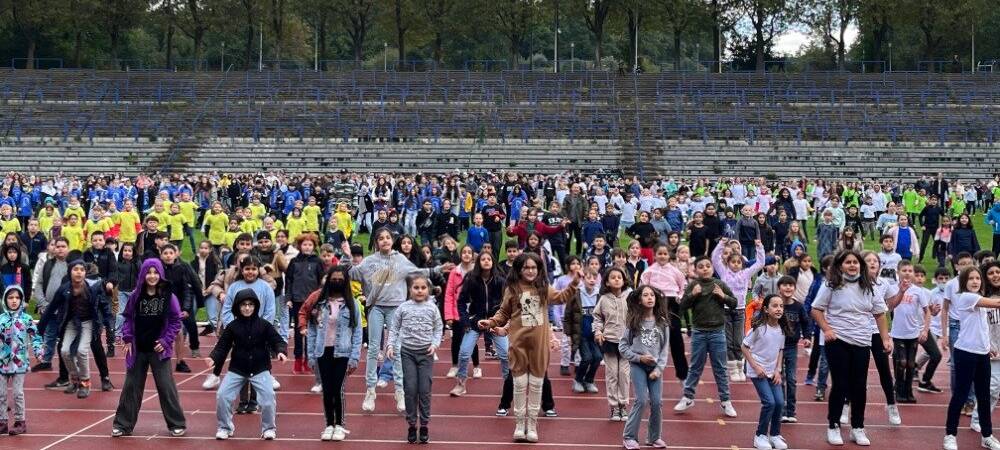 Weltkindertag. Große Aktion Hagener Schulen.