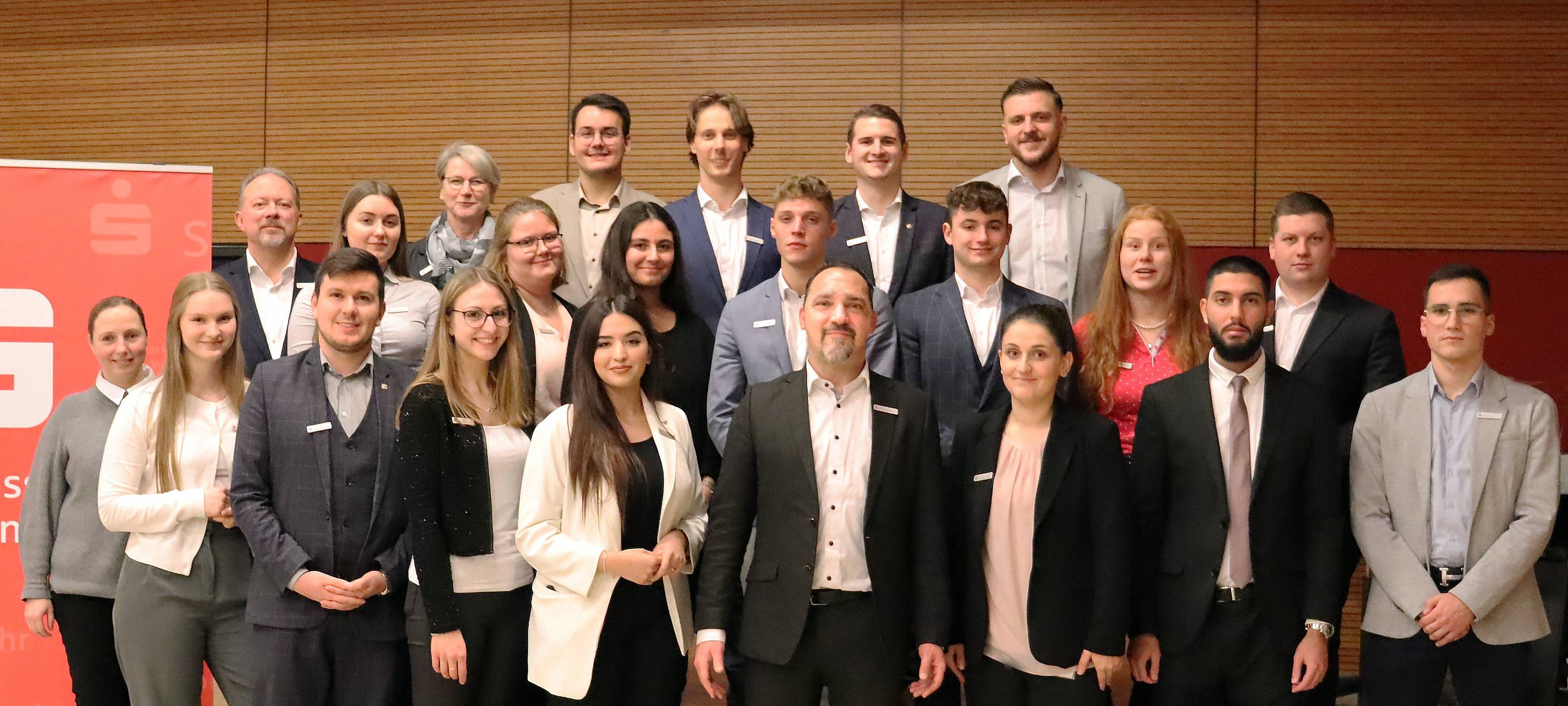 Aus Azubis werden Bankkaufleute