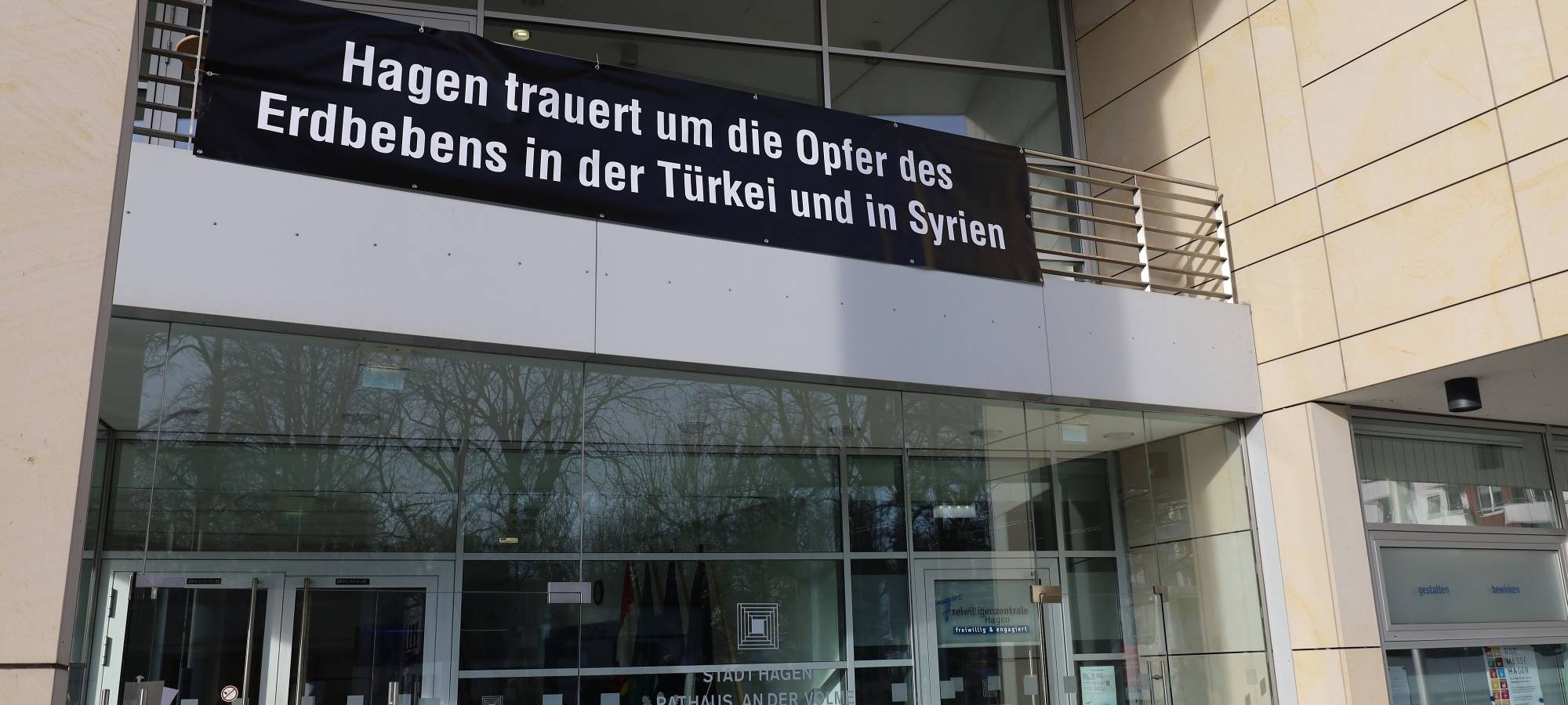 Gedenken an Erdbebenopfer