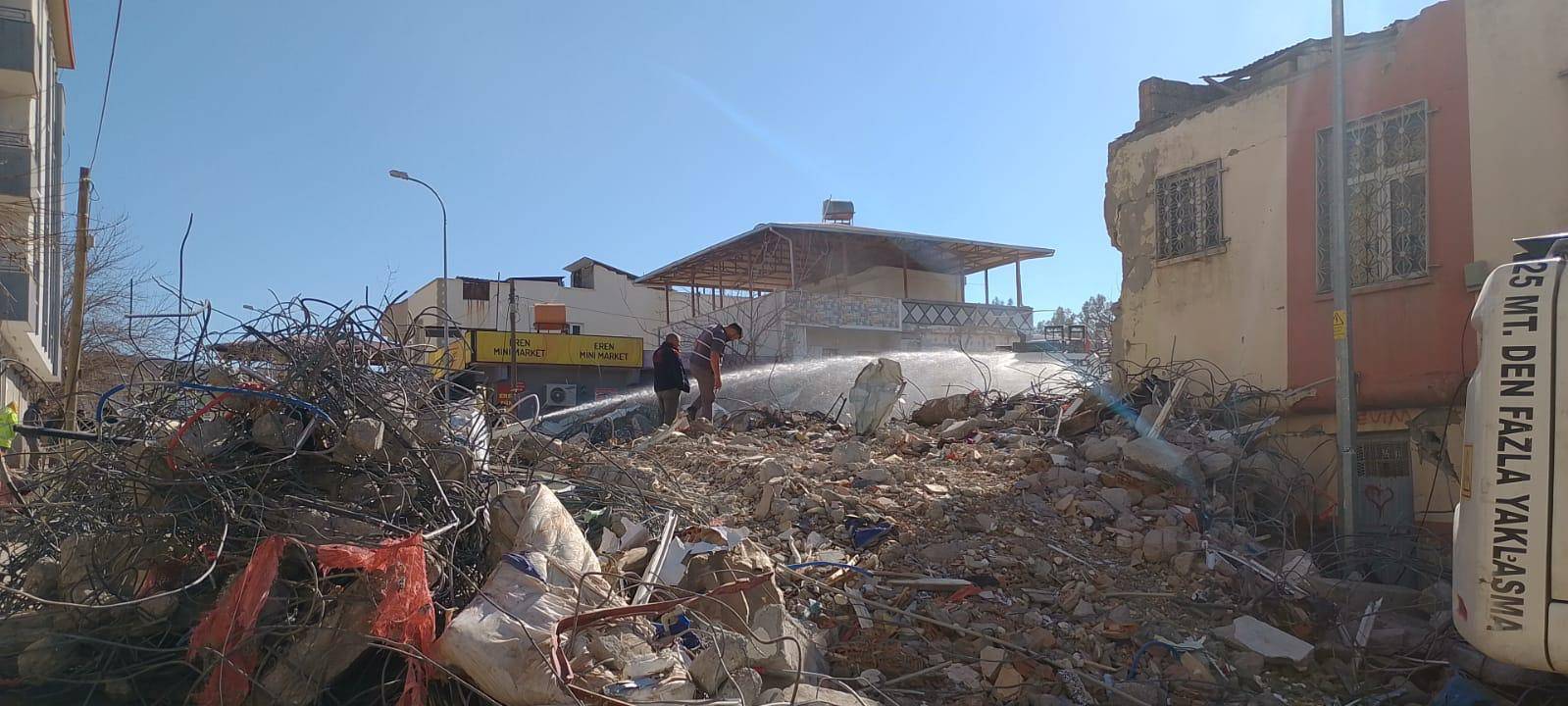 Mitgefühl für Erdbebenopfer