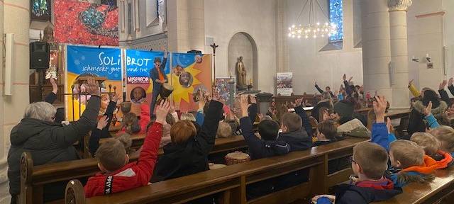 "Trommelreise" in Boele