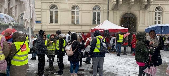 Fenja beim Warnstreik
