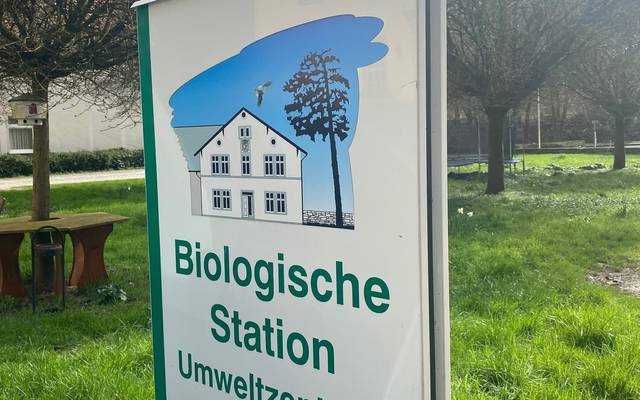 Schild der Biologische Station in Hagen