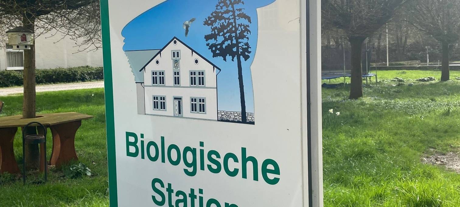 Schild der Biologische Station in Hagen