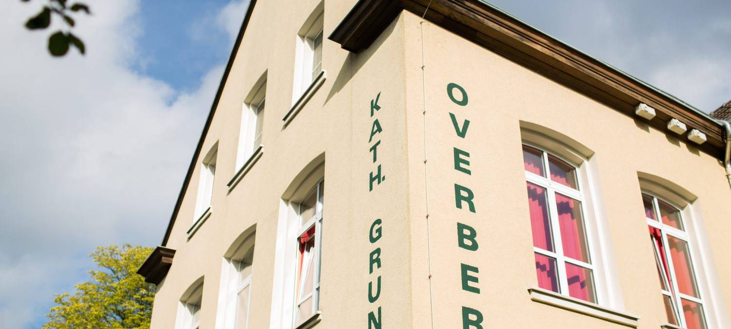 Zu sehen ist die Overbergschule Hagen in Boele