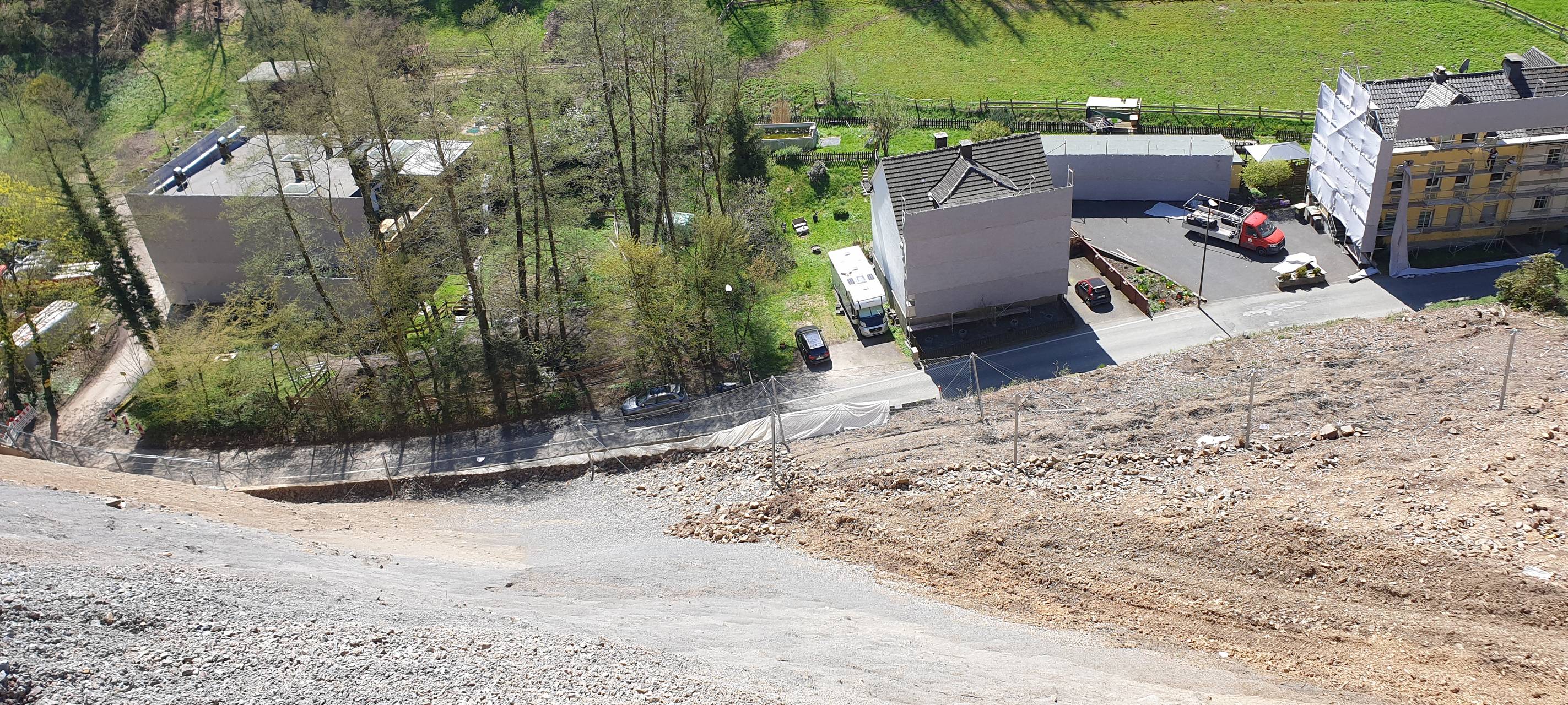 Die komplette Spreng-Ladung hier bei uns