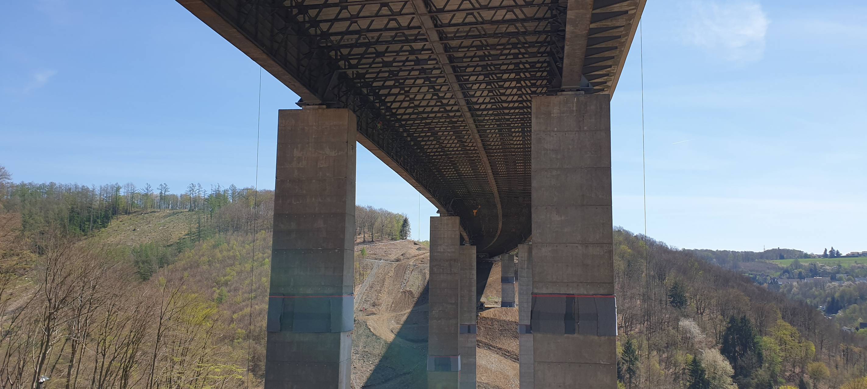 Die komplette Spreng-Ladung hier bei uns